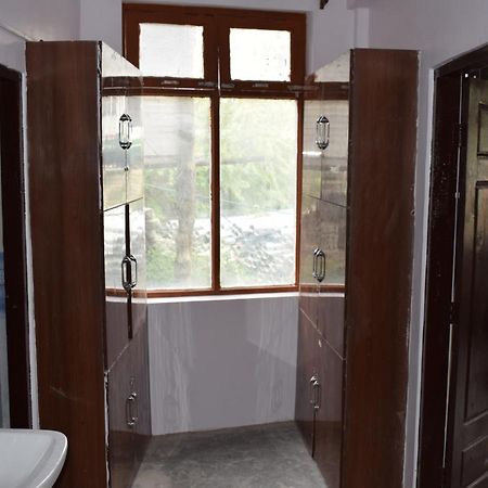 Lha Pomo Apartment Kyelang Ngoại thất bức ảnh